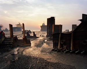 Burtinsky_Shipbreaking_Chittagong_Bangladesh_2000